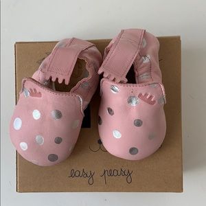 Soft sole baby shoes